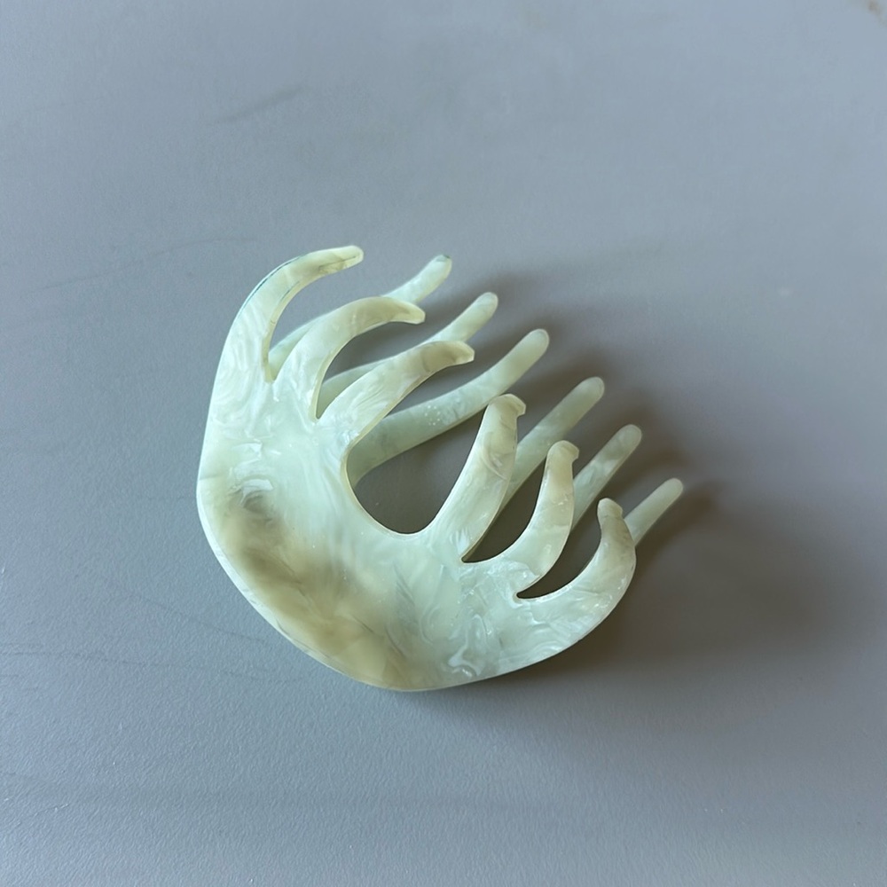 Claw Clip